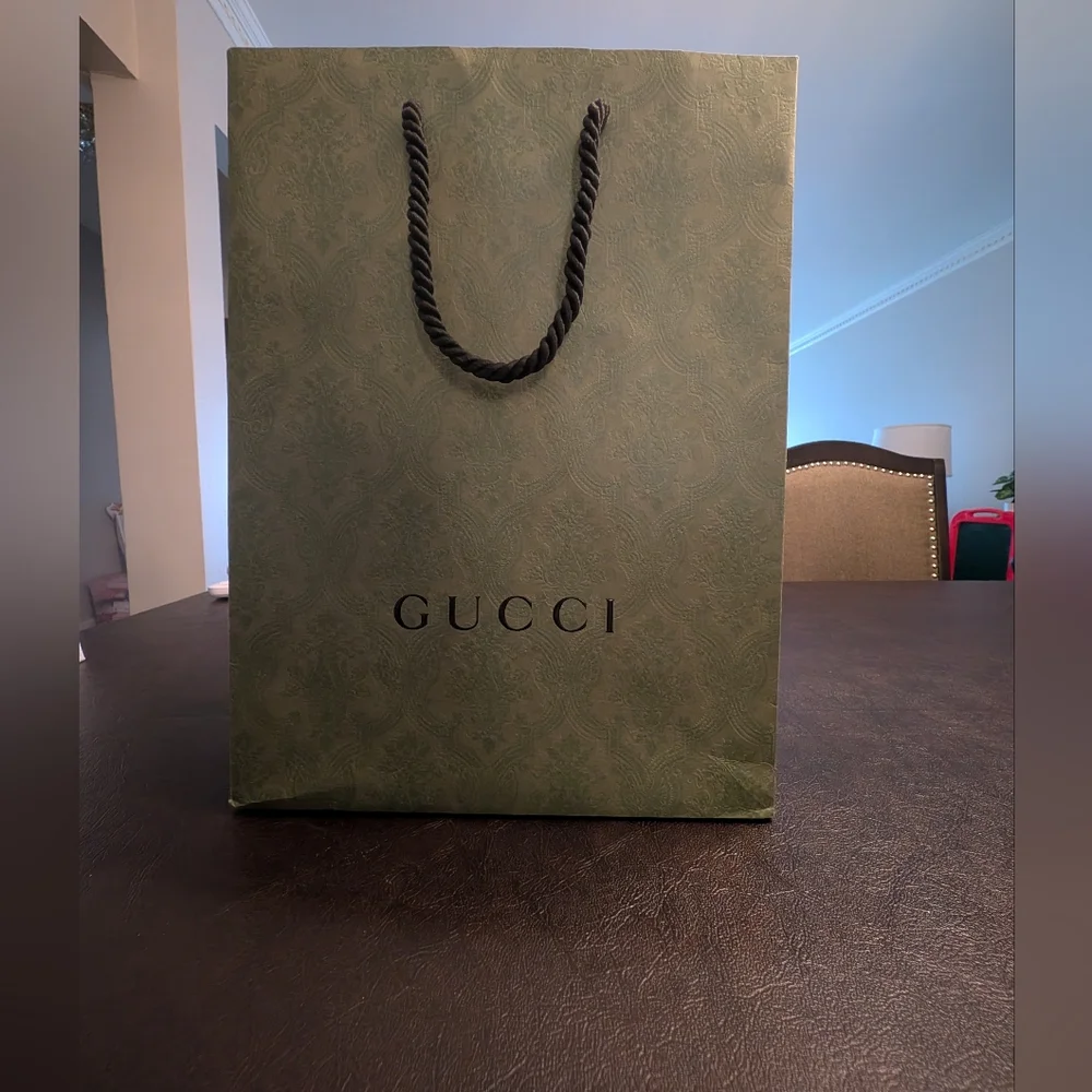 Designer Gift Bag Bundle – Dior, Gucci, Kith & More | Luxury Packaging Set - Picture 4 of 14